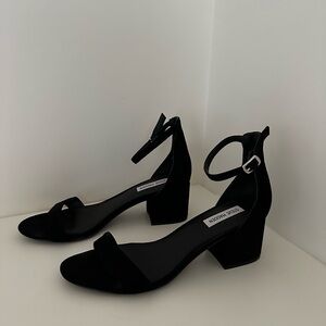 Steve Madden Black Ankle Strap Heels Size 9.5